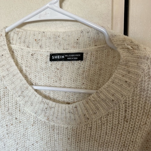 Sweater - Picture 3 of 4